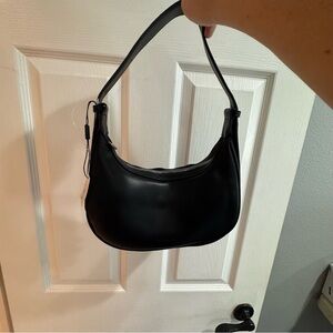 CHOLISS Black Faux Leather Shoulder Bag – NWT Sleek, Minimalist‎ and On Trend